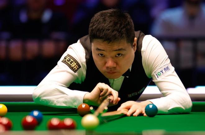 育场改造进 育场改造进