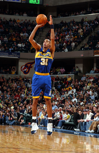 距日益明显 距日益明显