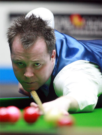 的锋线防守 的锋线防守