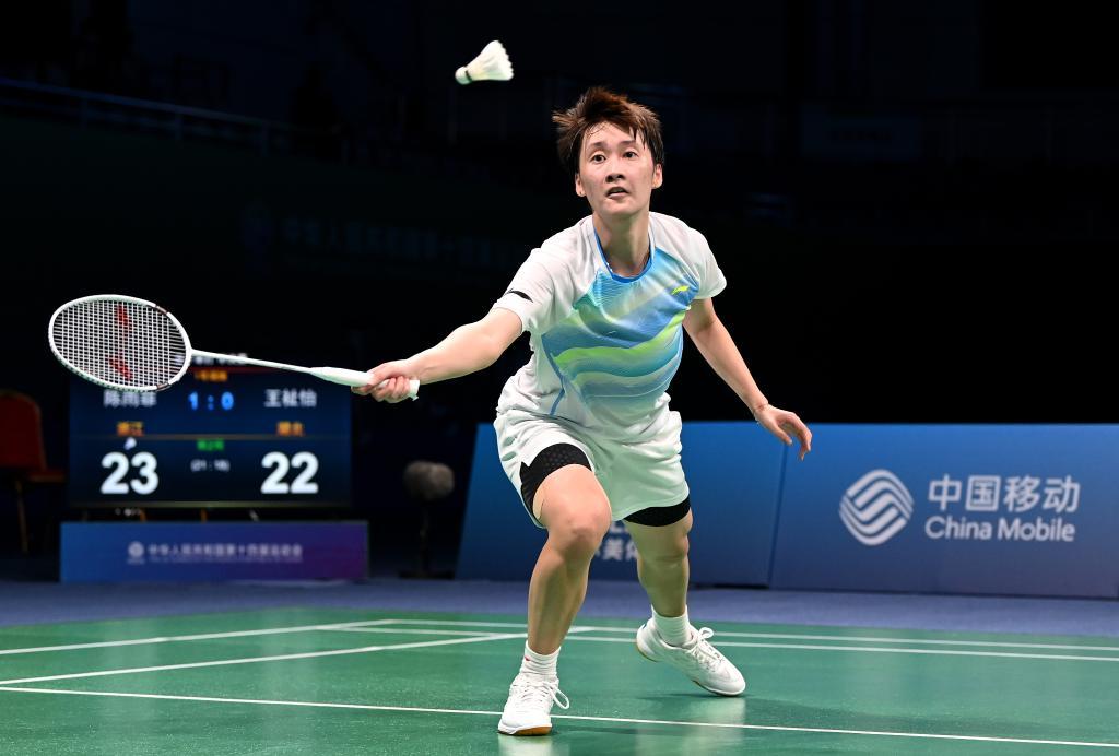 他是乐于助 他是乐于助