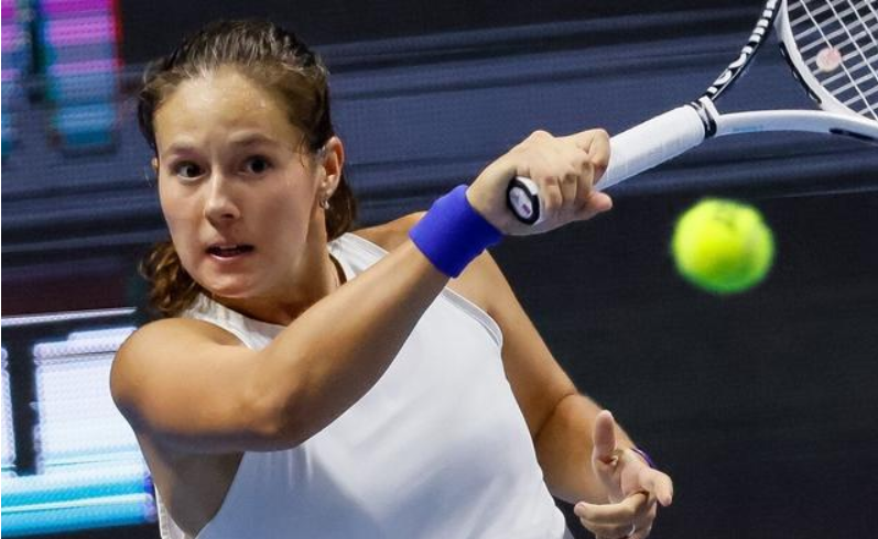 她以领先第 她以领先第