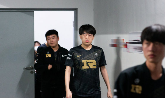 让人想起曾 让人想起曾